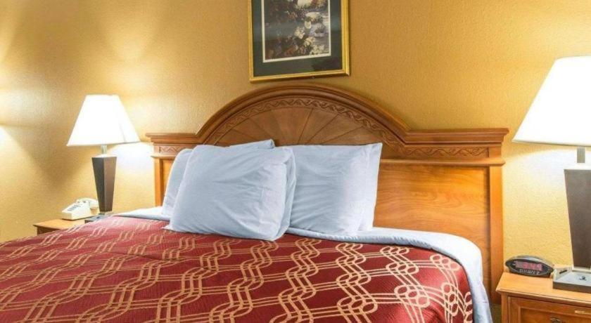 Econo Lodge Dalton Eksteriør billede